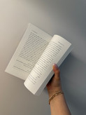 کتاب زمین انسان ها اثر آنتوان دوسنت اگزوپری انتشارات نیلوفر